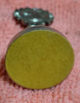 Figura decorativa de la Virgen del Pilar.