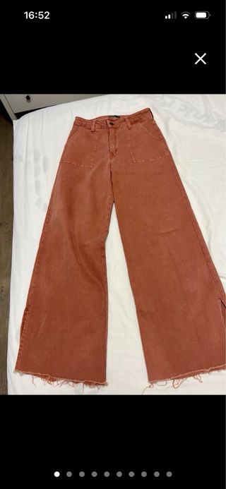 Pantalón firma Noon