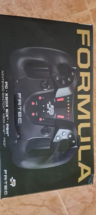 Volante FR-TEC Formula compatibile PS4