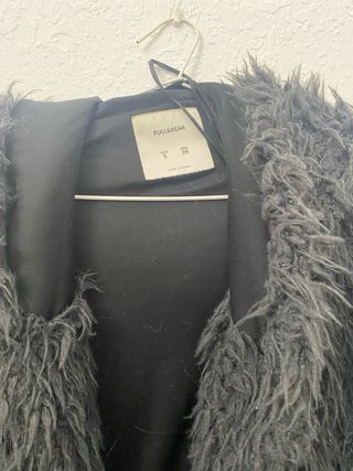Chaquetón pelo Pull&Bear gris