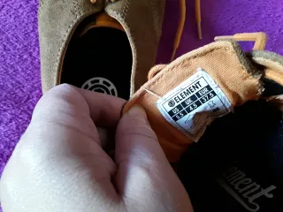 Zapatos Element niño marrón/blanco remate naranja