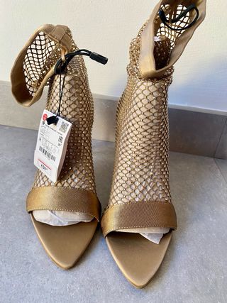 Botín Zara Fiesta Dorado Malla