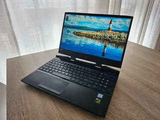 Portátil HP Omen 15-dc0000ns / i7-8750H / GTX1060