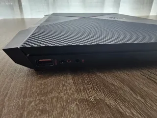Portátil HP Omen 15-dc0000ns / i7-8750H / GTX1060