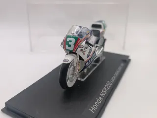 Modellino Moto Honda NSR250 Luca Cadalora 1991