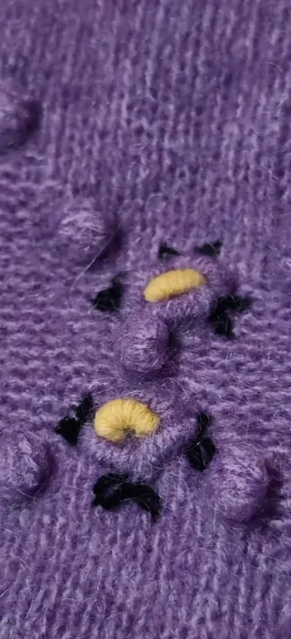 Jersey punto lila con flores