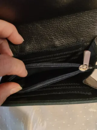 Monedero mujer negro y verde