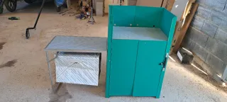 Mueble de cocina metálico