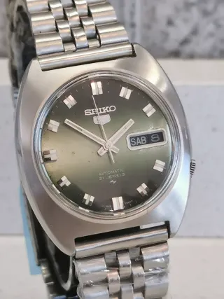 Seiko Automatic 7019-7190 Vintage Feb 1978