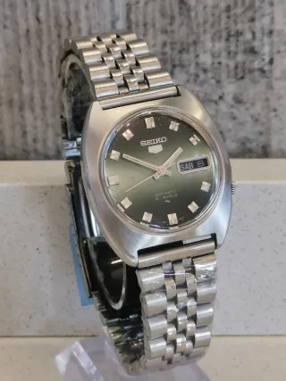 Seiko Automatic 7019-7190 Vintage Feb 1978
