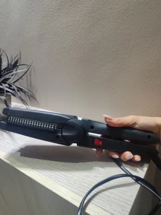 Plancha de pelo Solac Profesional Negra