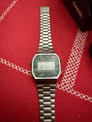 Casio A168WE Camuflaje Digital Plata