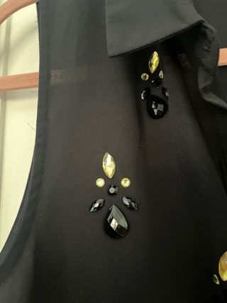 Blusa H&M Negra con Pedrería