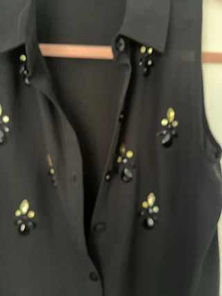 Blusa H&M Negra con Pedrería