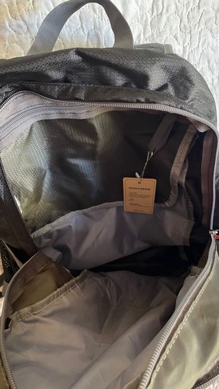 Mochila senderismo 40L sin usar