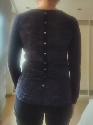 Jersey negro y plateado con brillos