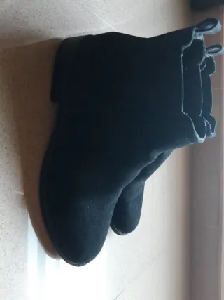 Botines negros talla 37