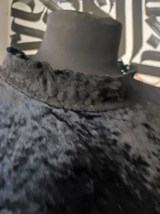 Top terciopelo negro