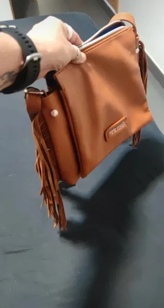 Bolso Pepe Moll marrón con flecos
