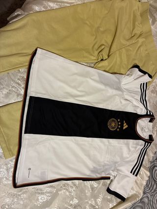 Completo Adidas Uomo Basket Nero Bianco e Giallo