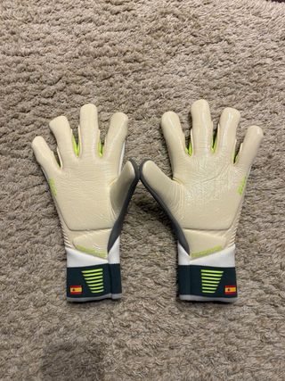 Adidas Predator hybrid 1.0 (athlete service)