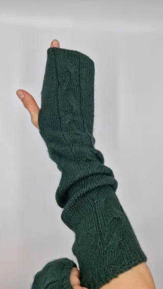 Mitones de lana trenzada