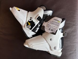 Botas esquí, esquís y bastones niño, marca Wedze