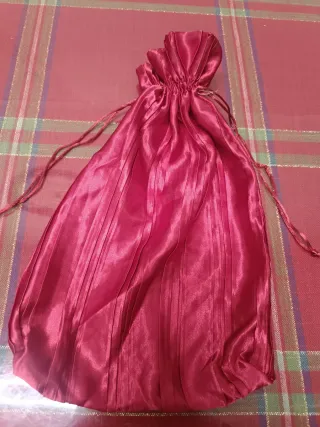 Sacco in raso rosso 37x23 cm