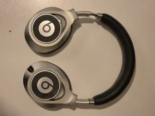 Auricolari Beats by Dr. Dre Executive Argento