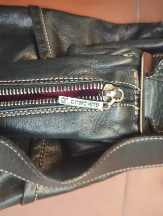 Petusco ECI Bolso de Hombro Piel Negro