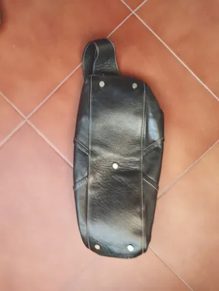 Petusco ECI Bolso de Hombro Piel Negro