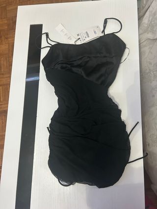 Vestido satén y tul negro talla S