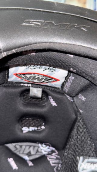 Casco SMK Talla L Nuevo