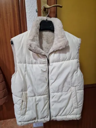 Chaleco Bershka reversible invierno