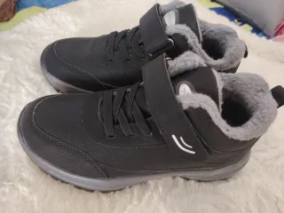 Zapatos negros forrados talla 38