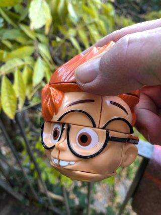 Testa personaggio tipo cubo magico