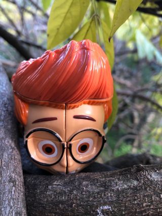 Testa personaggio tipo cubo magico