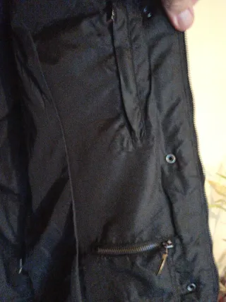 Abrigo Zara Negro Plumas Talla XL muy bueno