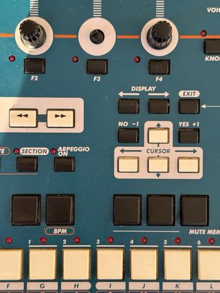 Yamaha RM1X Groovebox Secuenciador