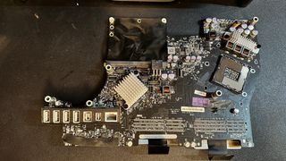 Placa Madre iMac 21,5 2011 A1311 Apple