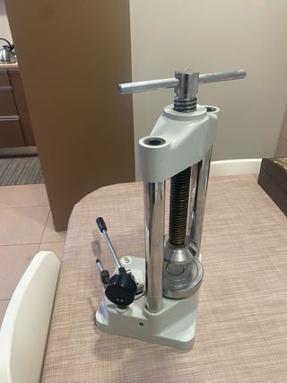 Prensa Hidráulica con Manómetro