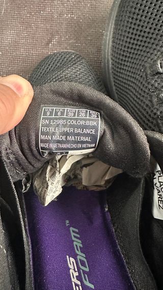 Skechers Mujer Talla 39 Negras/Moradas