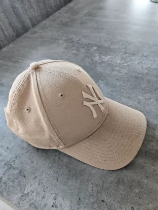 Gorra New Era Beige