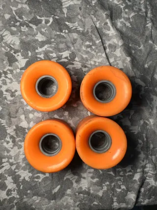 2 sets de Ruedas de Skate + Longboard buen estado