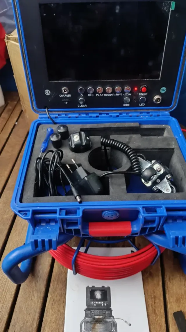 Cámara Endoscópica 9" Monitor Roto 30m