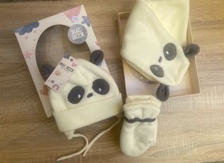 Conjunto Gorro ,Manoplas  y bufanda Panda Mac Been