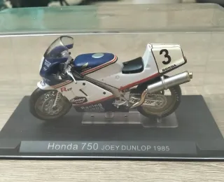Honda 750 Joey Dunlop 1985