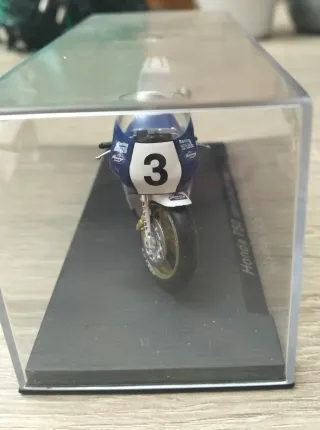 Honda 750 Joey Dunlop 1985