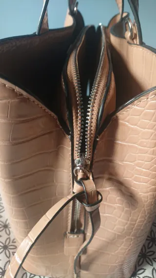 Bolso de vestir beige