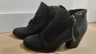 Botines Mustang Negros Talla 39